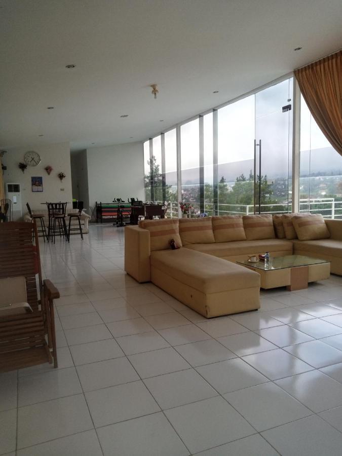 Villa Kaca 88 Cianjur Exterior foto